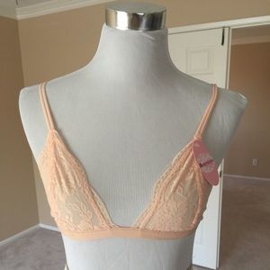 Dare To Be Bold Peach Top/Bralette