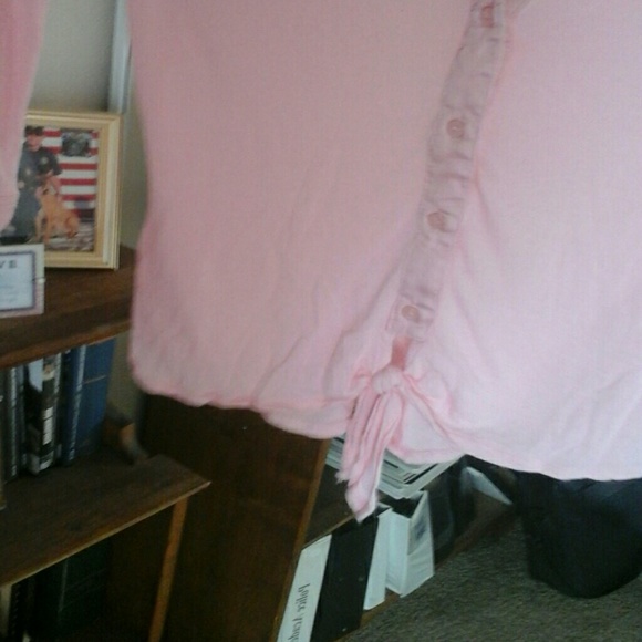 Pink top - Picture 2 of 4