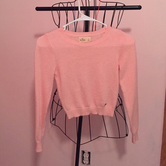 Crop top sweater