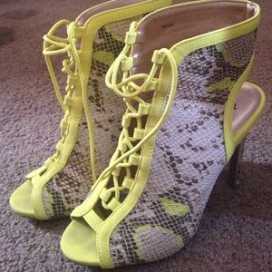 very cute size 7 😍👠