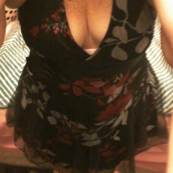 Gorgeous pink, white and black dress!!!!!