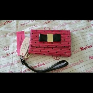 Victoria secret IPhone 4 wallet/case