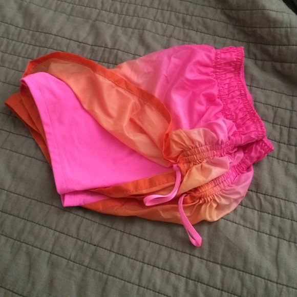 Workout shorts Victoria's Secret - Picture 2 of 2