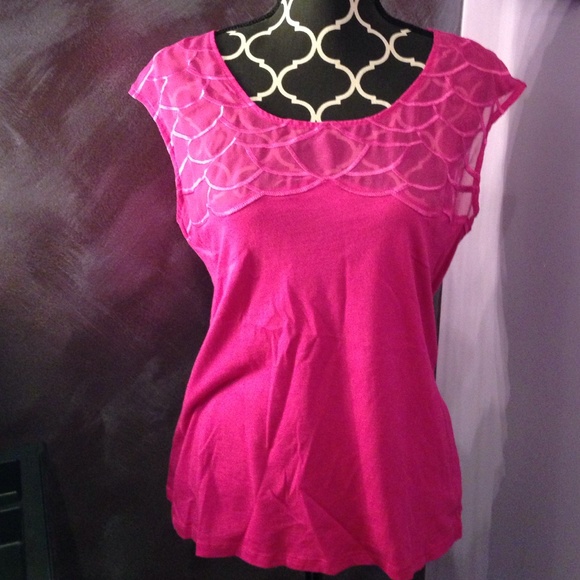 Cute sleeveless pink AnnTaylor Top