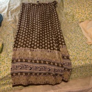 Beautiful Express wrap maxi skirt