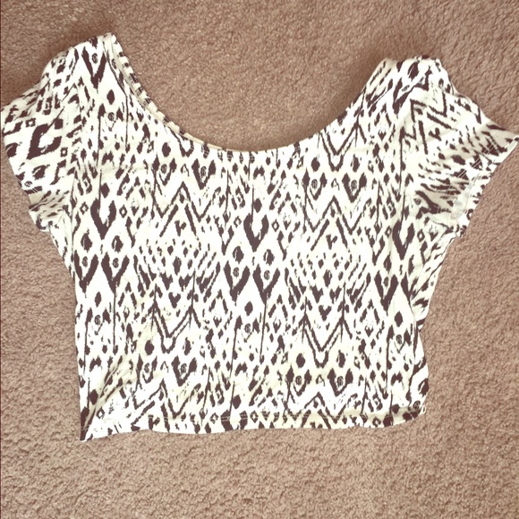 White and black crop top