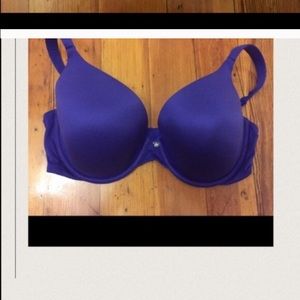 4 bundled VS Demi bras