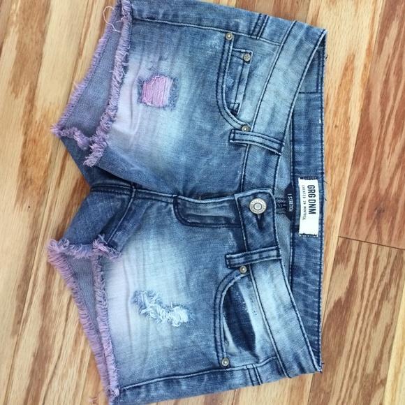 Very small shorts, size 00