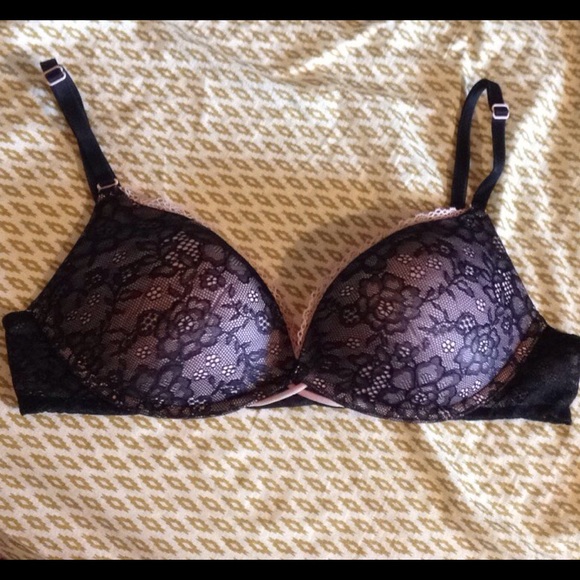 Cosmopolitan bra