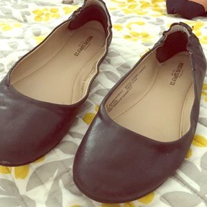 🚫SOLD🚫 Black slip on flats