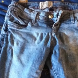 Size 4-6 bershka skinny jeans