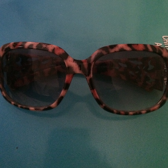 Women's fashion cheetah sunglasses