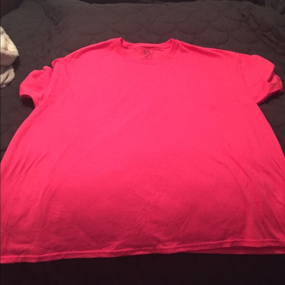 Hot pink T-Shirt