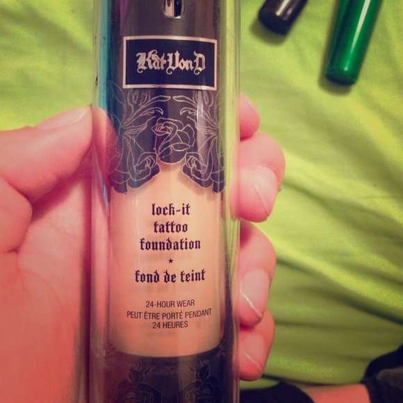 Kat Von D never used lock-it tattoo foundation!