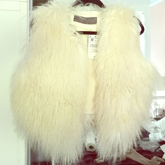SOLD!! Zara Fur Vest 100% lamb fur
