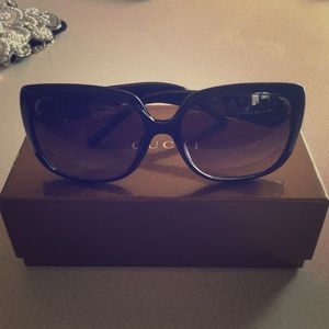 Gucci Sunglasses!