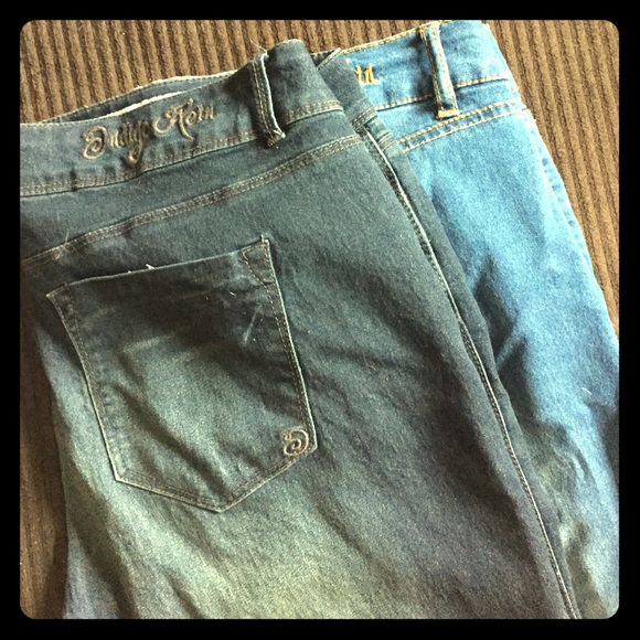 Two pairs INDIGO REIN capris