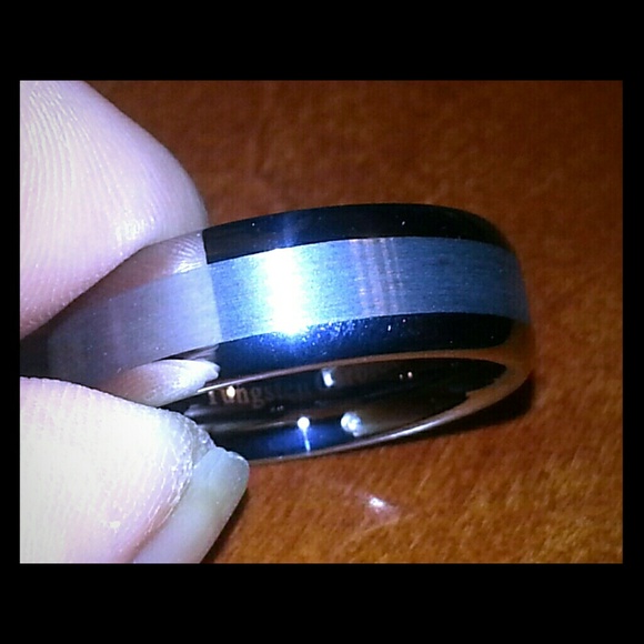 Other - NWOT Men's Tungsten Carbide Brushed Wedding Band