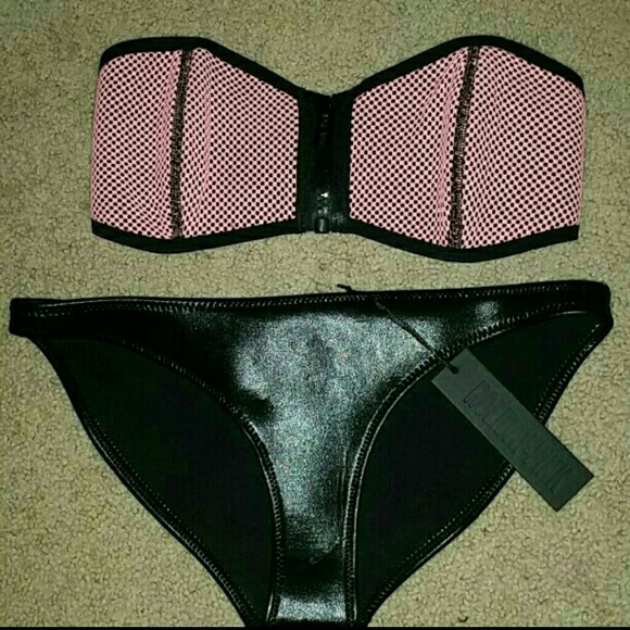 SOLD Neoprene bikini like triangl - Picture 1 of 3