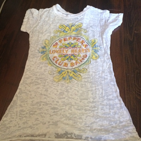 L Beatles Sgt Peppers Burn Out Tee
