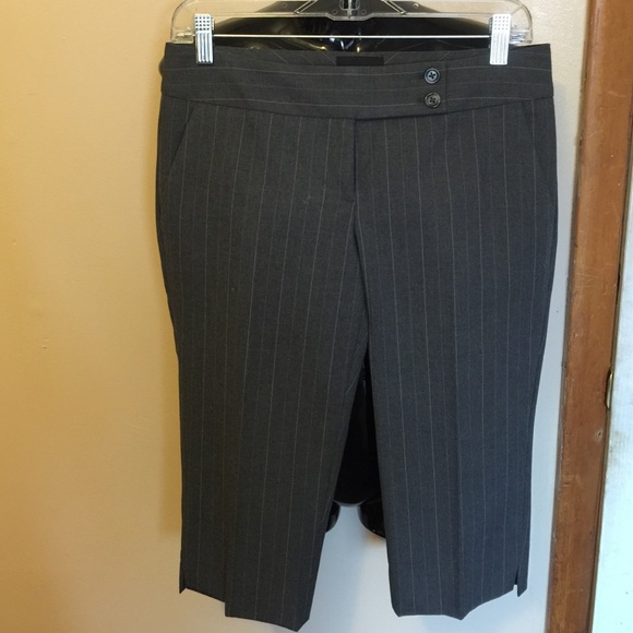 Gray stripped Capris