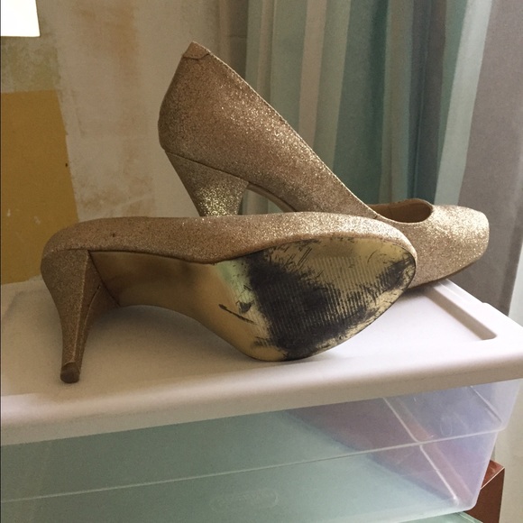 Steve Madden Unityy Pump - Picture 2 of 4