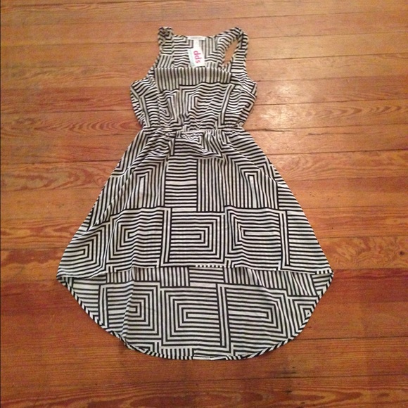 Black & white stripped dress !