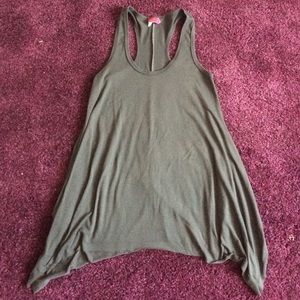 Grey tank