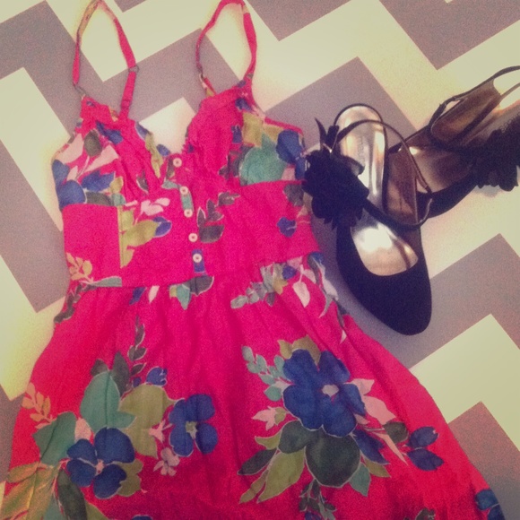 Hollister sun dress