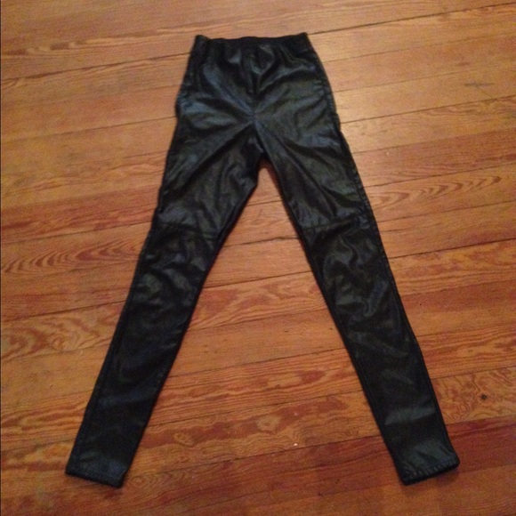 Black leather pants !