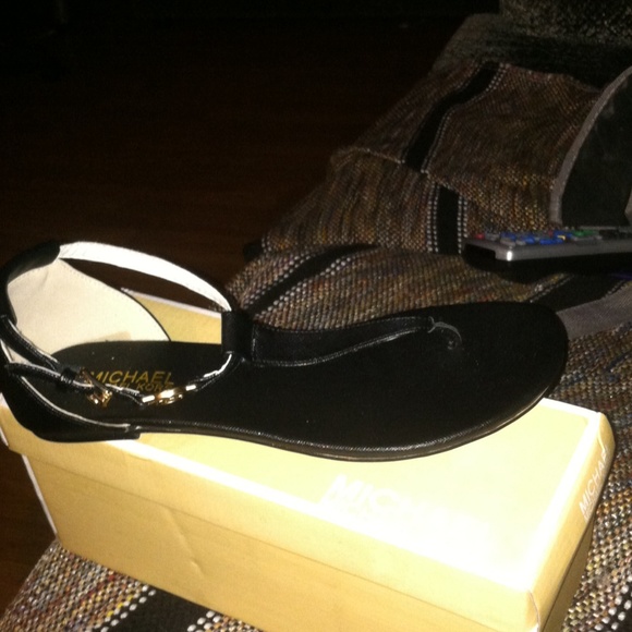 Michael kors New never wear sandals