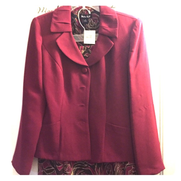 Dress Suite