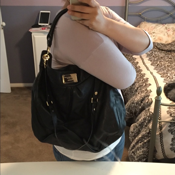 ADDITIONAL PICS OF MMJ DR Q HILLIER PURSE
