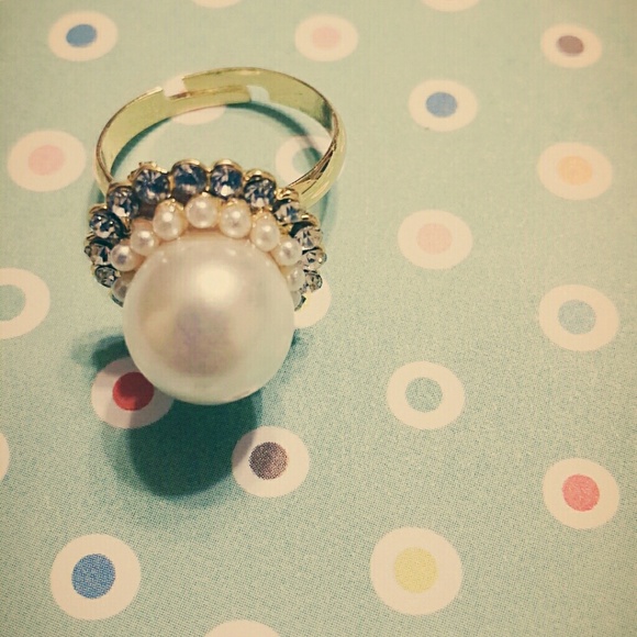 Pearl Rings - Picture 2 of 4