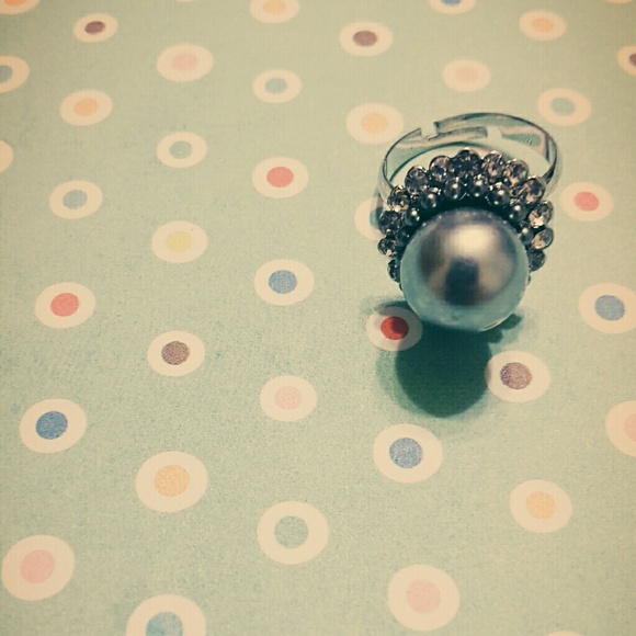 Pearl Rings - Picture 3 of 4