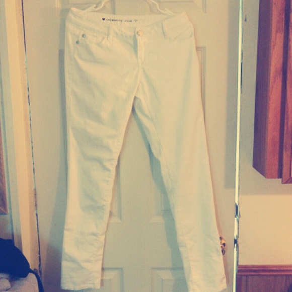 White skinny jeans👖