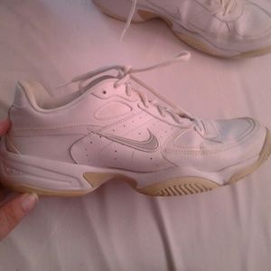 nike xdr tennis shoes nike xdr tennis shoes