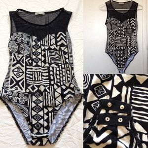 🙌 SOLD 🔥 Bodysuit