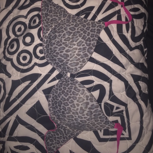 VS PINK bra