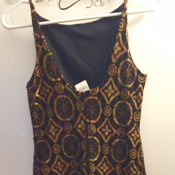 Dress - Picture 2 of 2