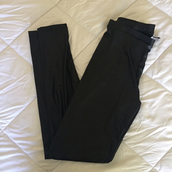 Leather leggings
