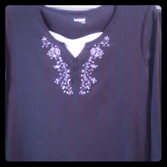 Women's blk long sleeve shirt