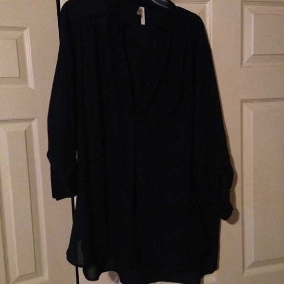 Navy blue 2x shirt