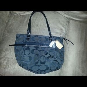 ***SOLD*** Coach poppy small tote