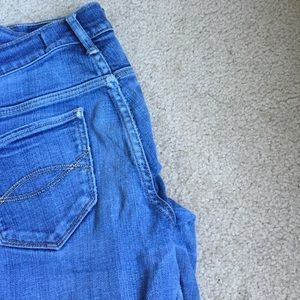 abrecombie jeans