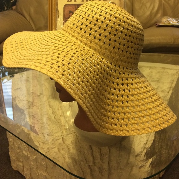 Sun Hat NWOT‼️ - Picture 2 of 3