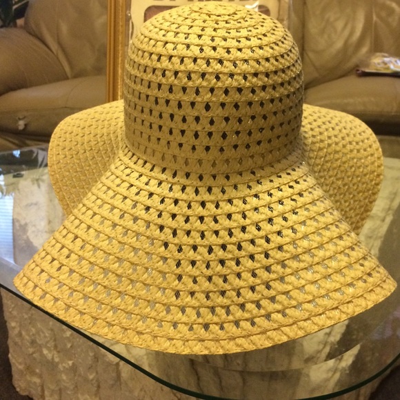 Sun Hat NWOT‼️ - Picture 3 of 3
