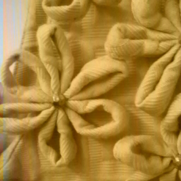 Yellow Taylor embellished shift dress - Picture 3 of 3