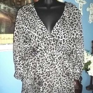 Essentials by abs size 12 leopard cheetah blouse