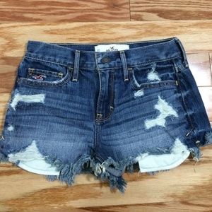 High Waisted Hollister shorts - Never worn!! 00
